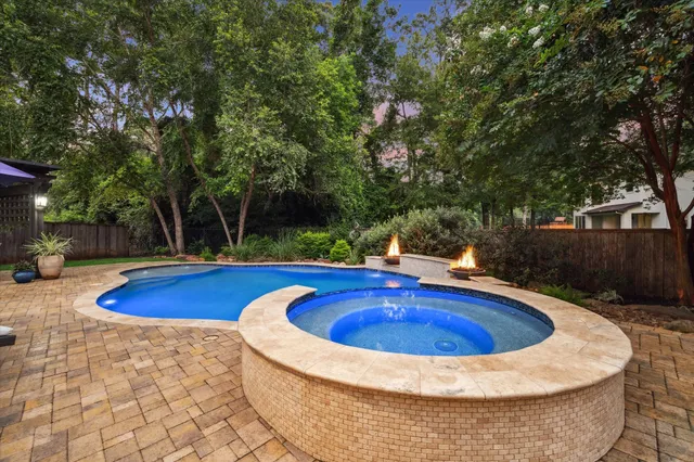 $1,135,000 | 2 Quiet Yearling Place, Tomball, TX 77375