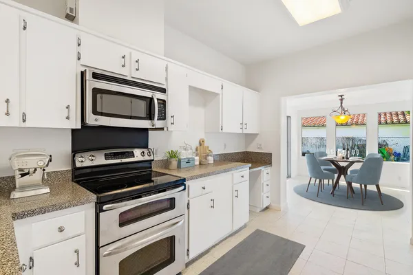 $8,000 | 210 Russlyn Drive, West Palm Beach, FL 33405