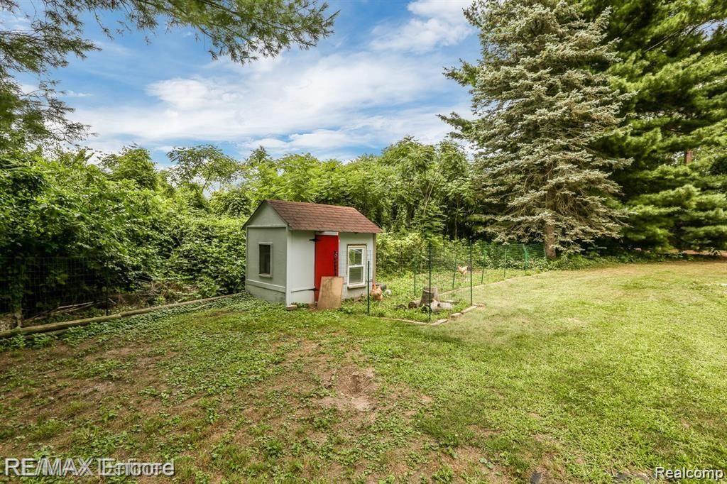 4406 Rohr Road Clarkston, MI 48348 - Photo 12 of 38 GetMedia.ashx-173