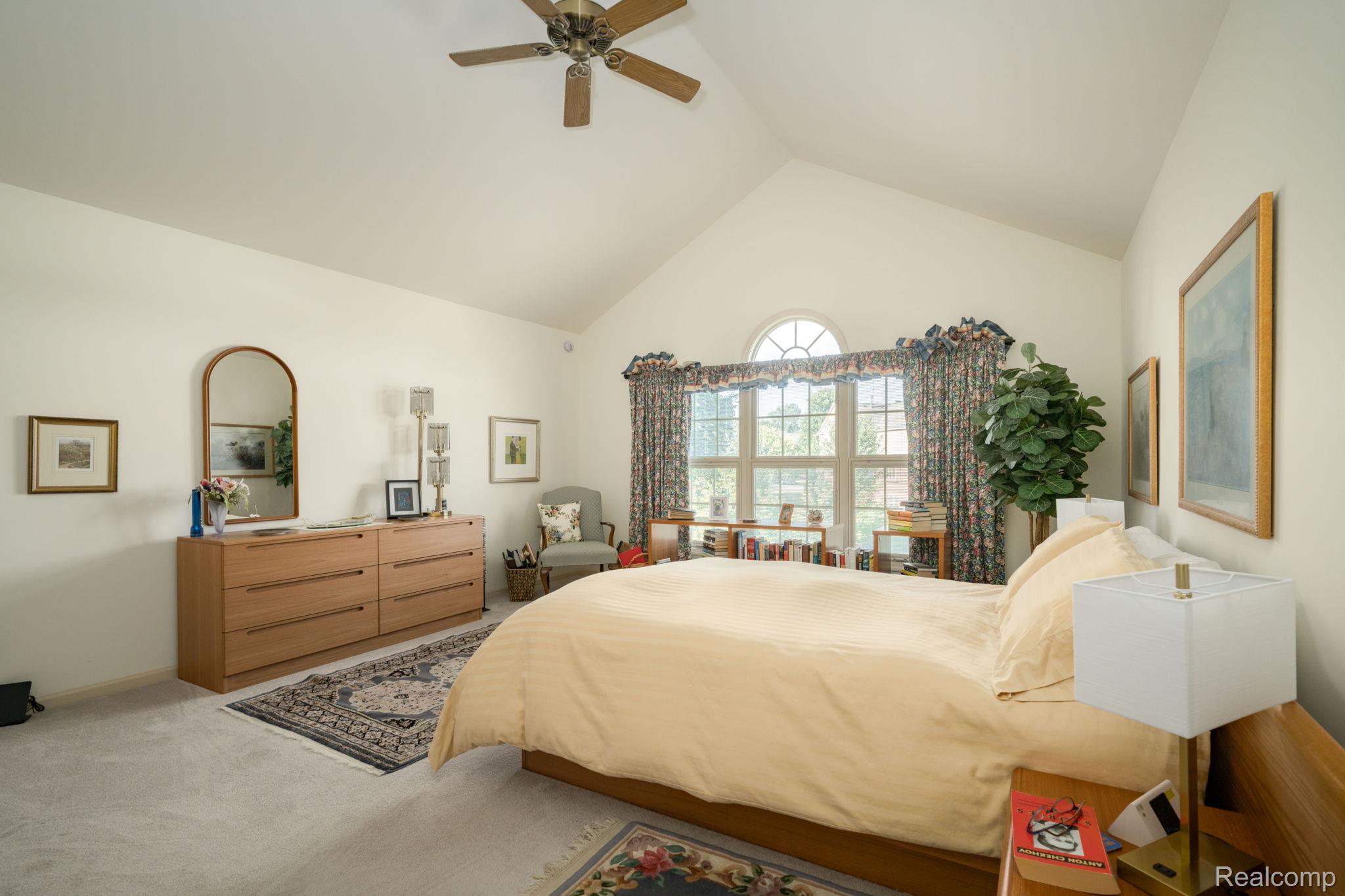 1708 Devonwood Drive Rochester, MI 48306 - Photo 35 of 70 27-web-or-mls-1708 Devonwood Dr-27.jpg