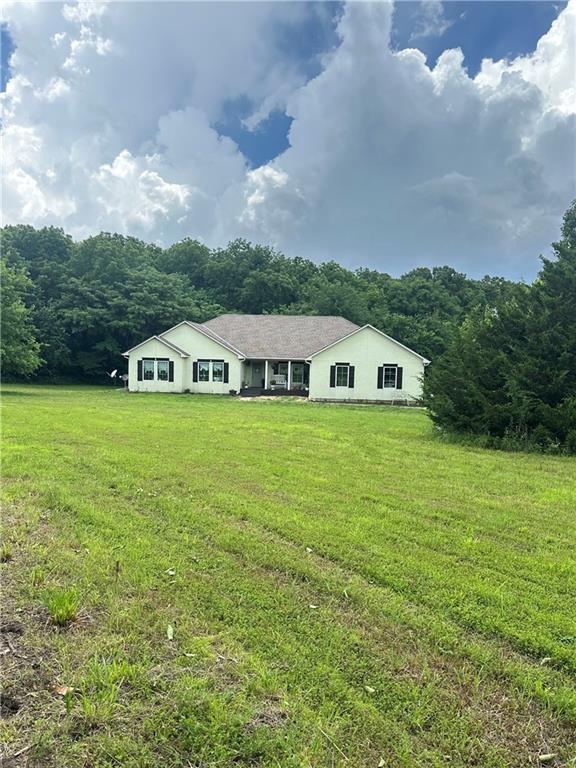34664 Spring Valley Road Paola, KS 66071 - Photo 1 of 8