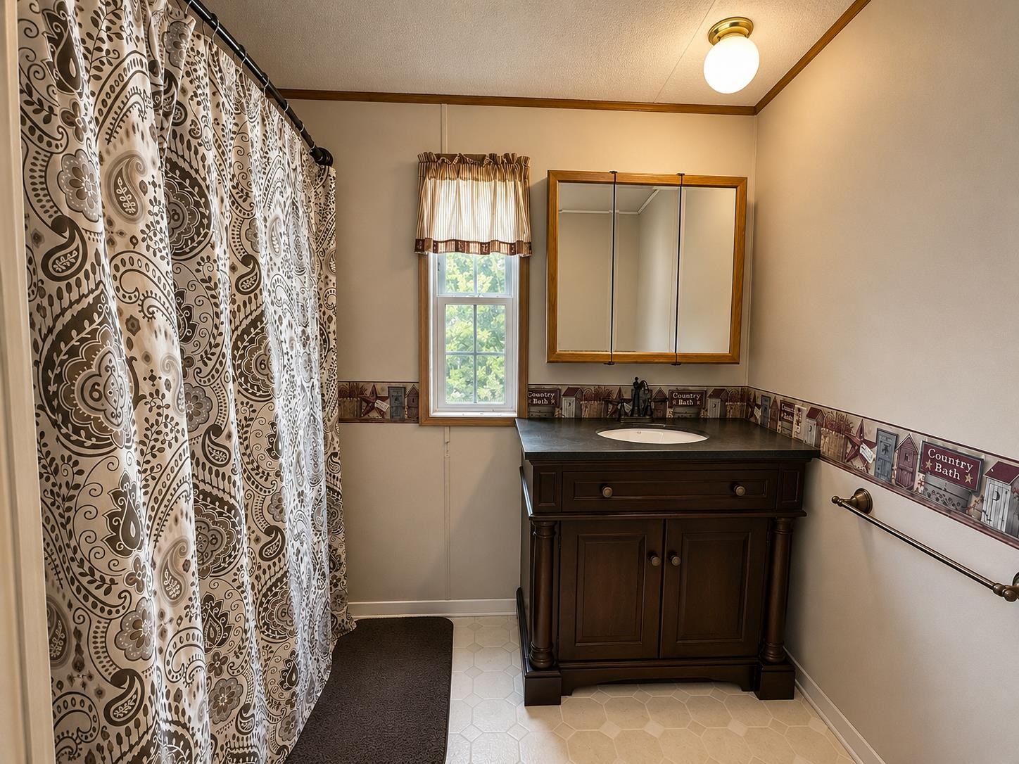 7 Dublin Street Gorham, NH 03581 - Photo 8 of 10