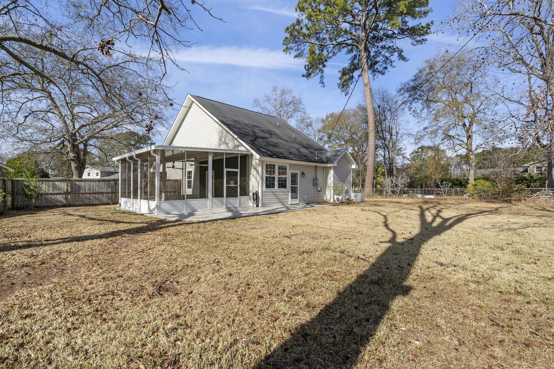 1837 Stonehedge Road Charleston, SC 29407 - Photo 31 of 33 SDH08372