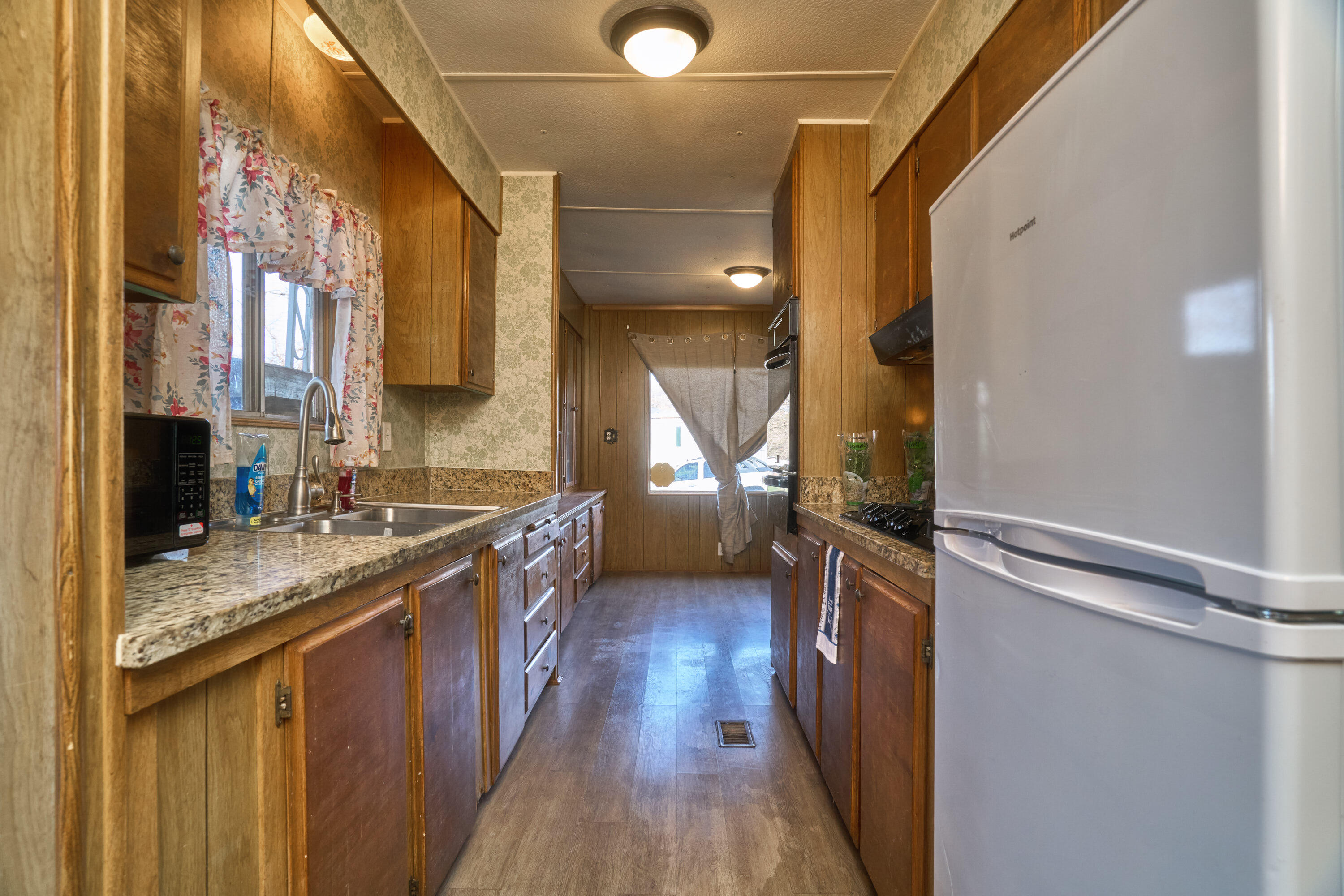 421 Stevens Road, Unit 14 Eagle Point, OR 97524 - Photo 15 of 26