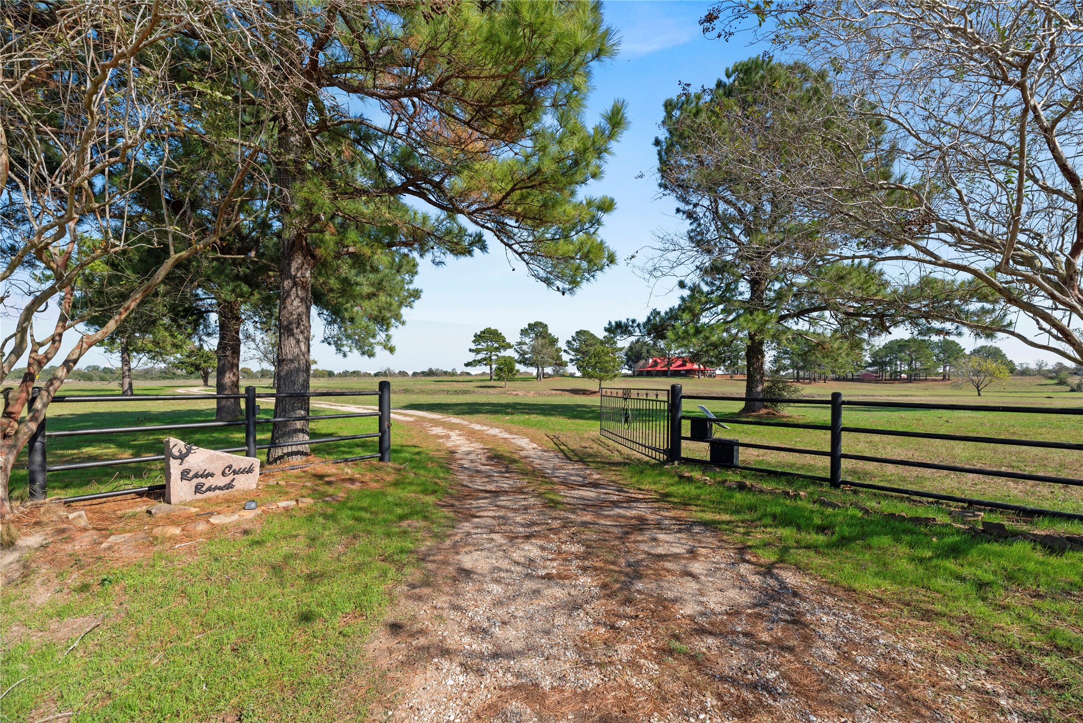 6490 Adams Flat Road Brookshire, TX 77423 - Photo 3 of 39 Electonic gate
