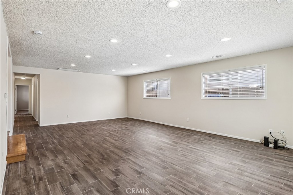 4593 Gardena Drive Riverside, CA 92506 - Photo 15 of 40