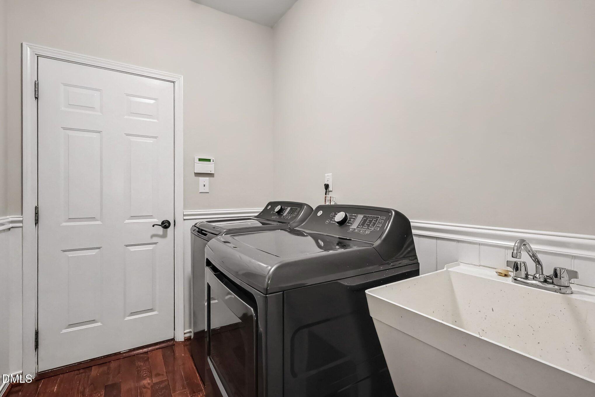 4013 Red Grape Drive Raleigh, NC 27607 - Photo 24 of 27 023_file_1251