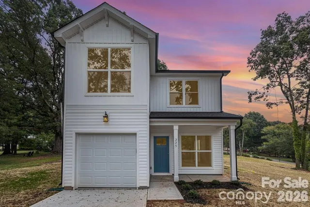 $299,900 | 225 Butterfield Circle, Statesville, NC 28625