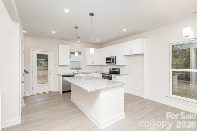 $299,900 | 225 Butterfield Circle, Statesville, NC 28625