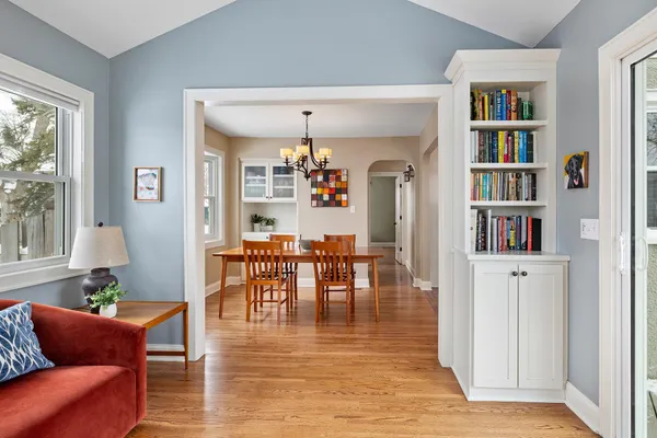 $899,900 | 5137 Vincent Avenue South, Minneapolis, MN 55410