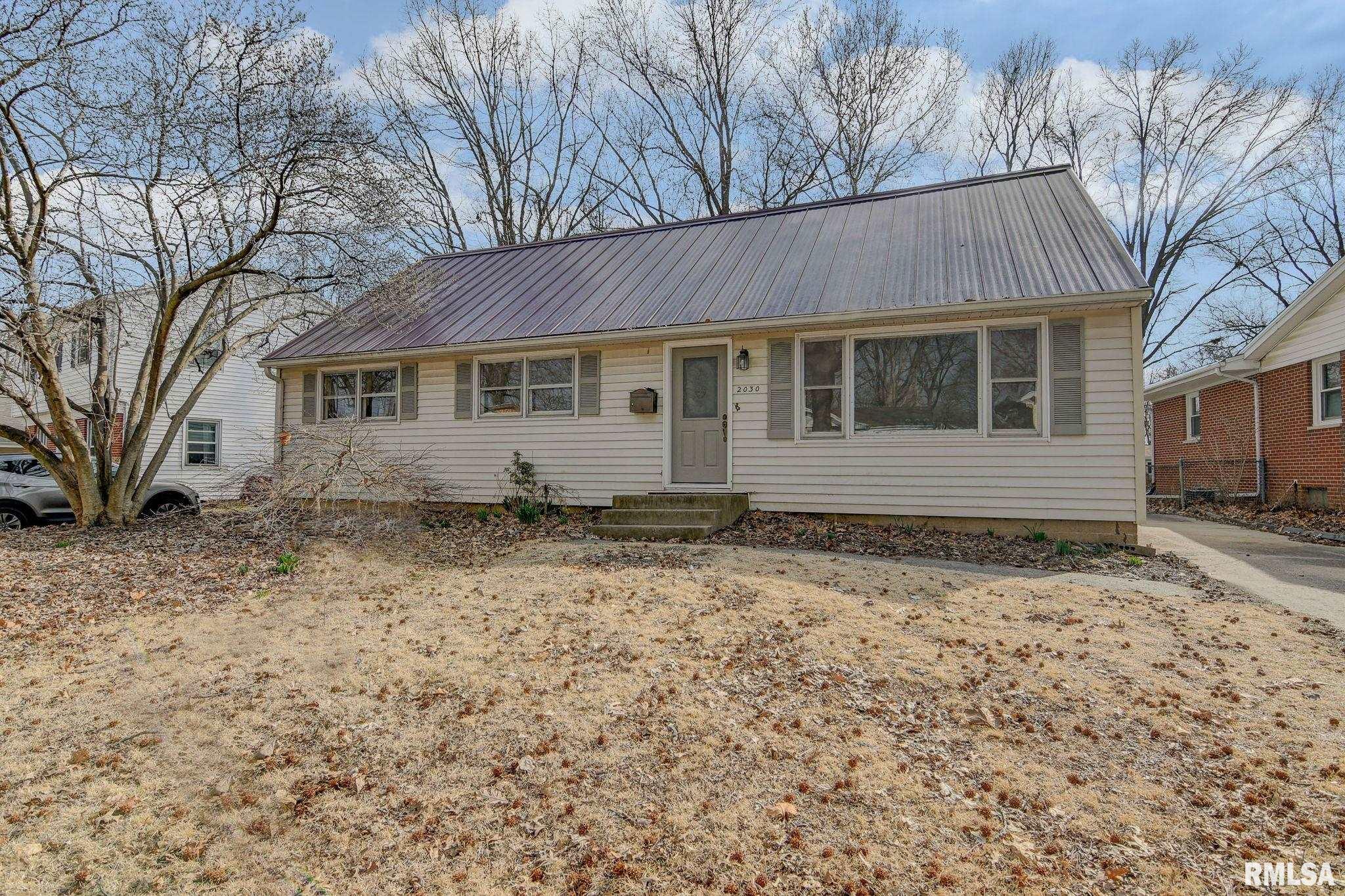 2030 Cambridge Road Springfield, IL 62704 - Photo 1 of 35 Gallery Image 1