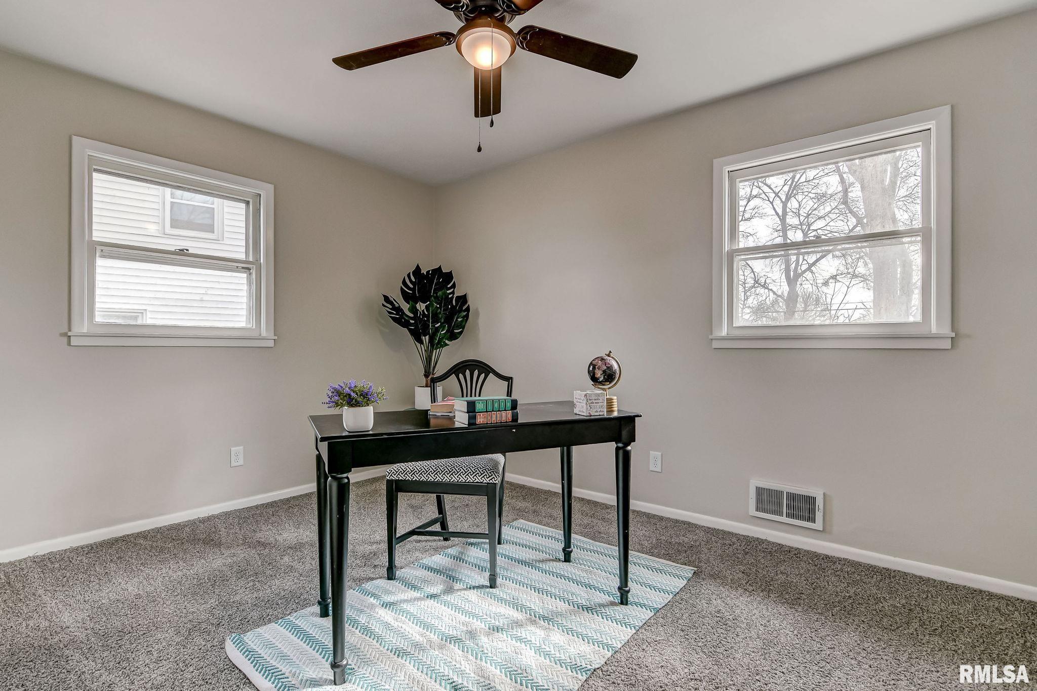 2030 Cambridge Road Springfield, IL 62704 - Photo 14 of 35 Gallery Image 14