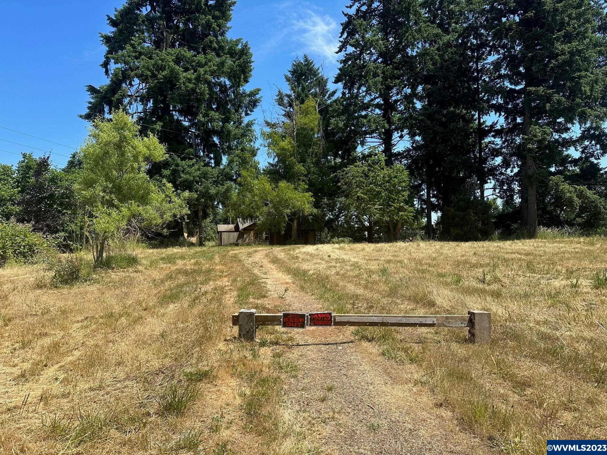 7332 Macleay Road Southeast Salem, OR 97317 - Photo 3 of 37 Gallery Image 3