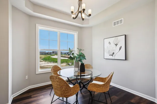 $679,900 | 1388 Prairie Creek Boulevard, Unit 12E, Oconomowoc, WI 53066