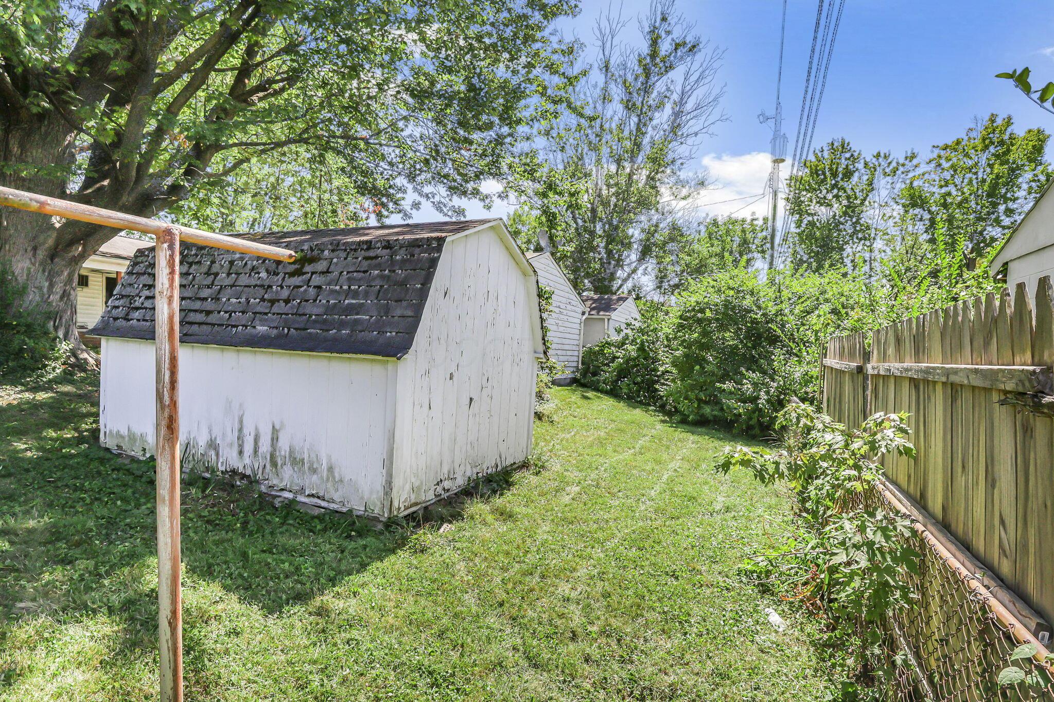1529 South Hamilton Road Columbus, OH 43227 - Photo 48 of 49 51-web-or-mls-011A6603