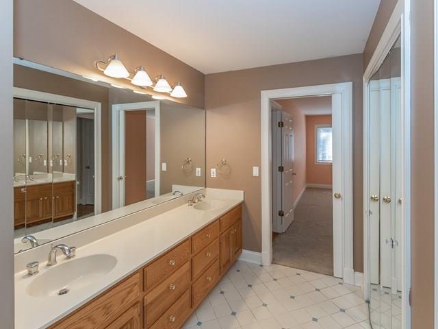 5053 Timber Ridge Drive Columbus, IN 47201 - Photo 18 of 38 Gallery Image 18