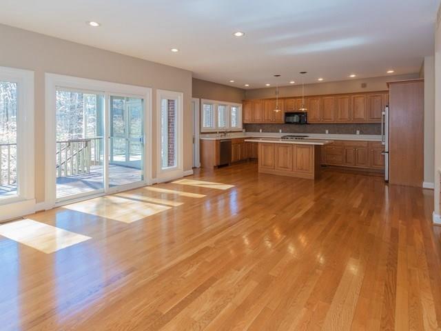 5053 Timber Ridge Drive Columbus, IN 47201 - Photo 8 of 38 Gallery Image 8