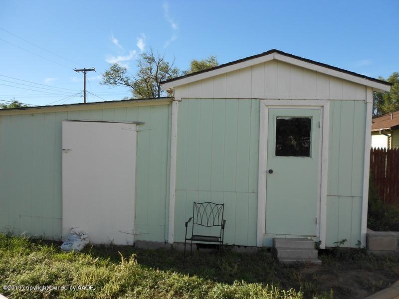 2404 North Spring Street Amarillo, TX 79107 - Photo 20 of 25 Storage Building