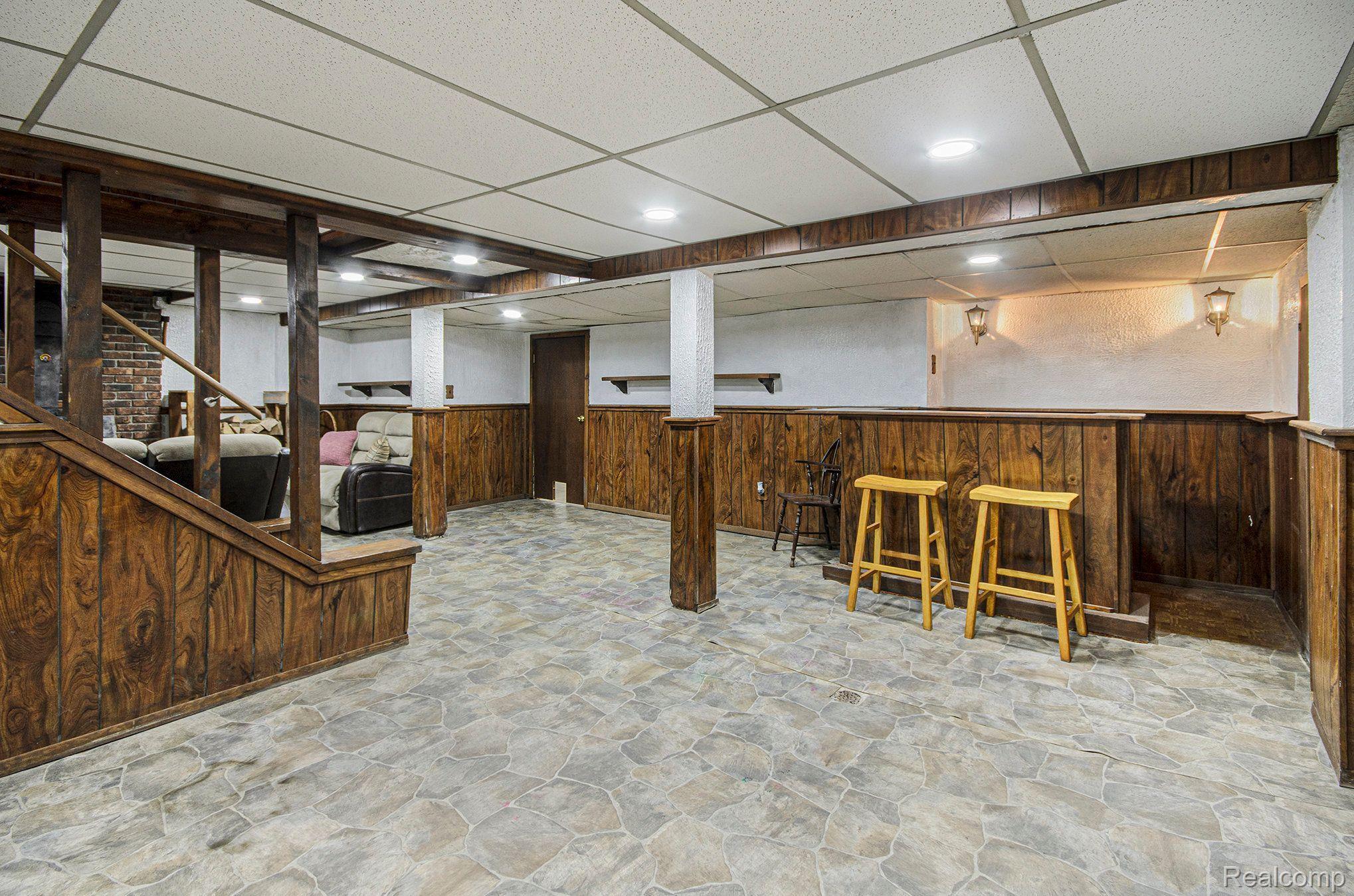 18760 Martin Road Roseville, MI 48066 - Photo 15 of 22 Gallery Image 15