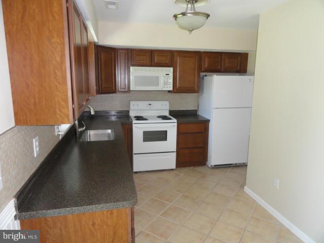 3073 Tudor Hall Road Riva, MD 21140 - Photo 7 of 27 Kitchen