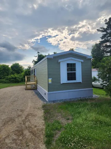 $101,899 | 29 Curtis Avenue, Rutland, VT 05701