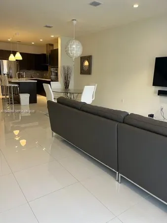 $3,650 | 10220 Northwest 63rd Terrace, Unit 221, Doral, FL 33178