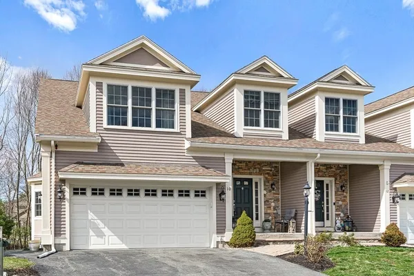 $984,900 | 10 White Cedar Lane, Unit 10, Middleton, MA 01949