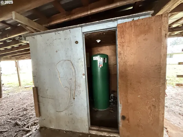 $265,000 | 33425 Tate Road, Creswell, OR 97426