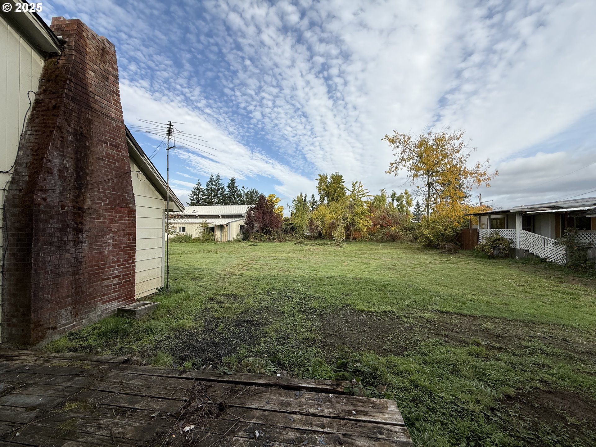 33425 Tate Road Creswell, OR 97426 - Photo 9 of 15 a view of a house with a back yard