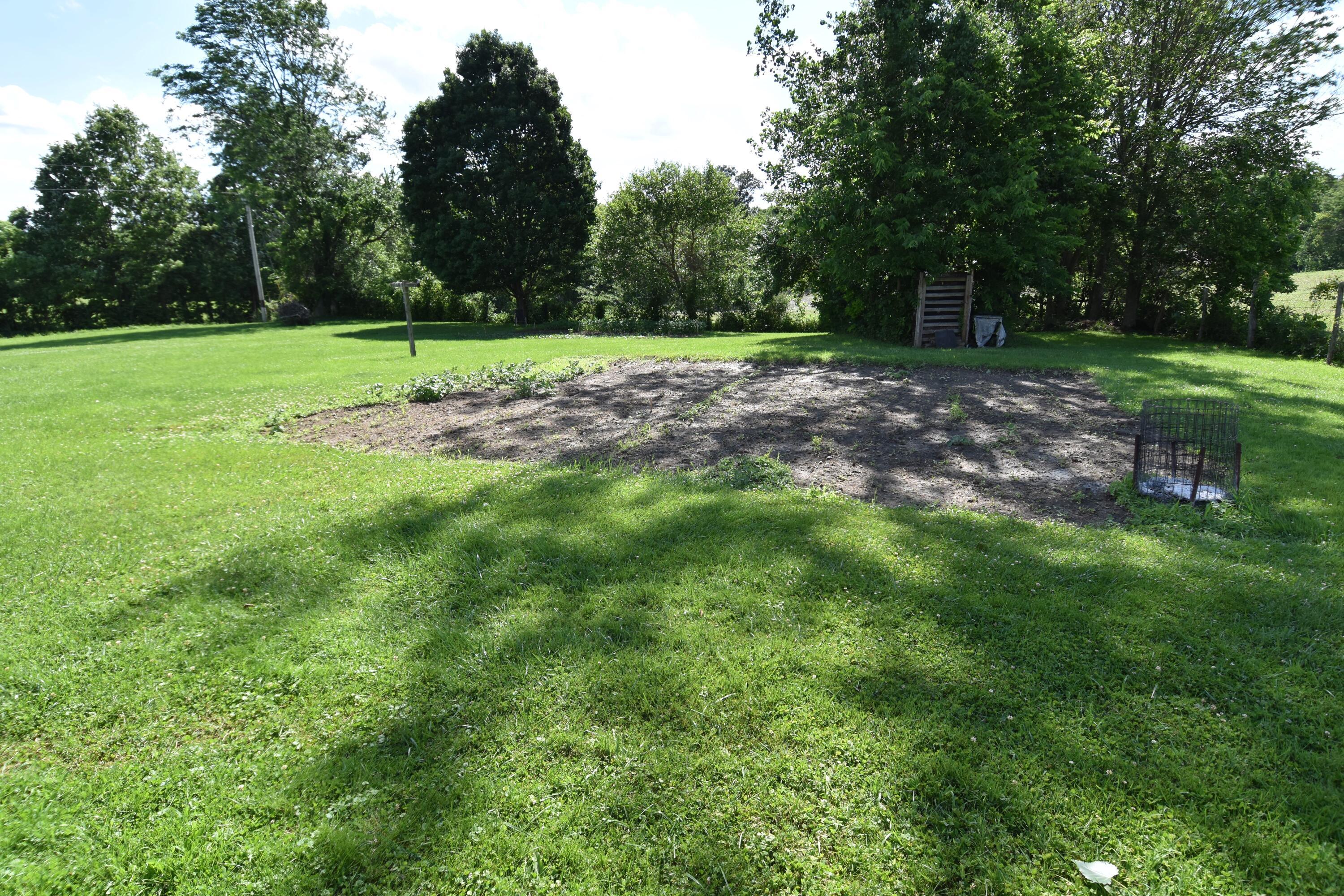 5137 Castle Road Johnstown, OH 43031 - Photo 46 of 66 Garden