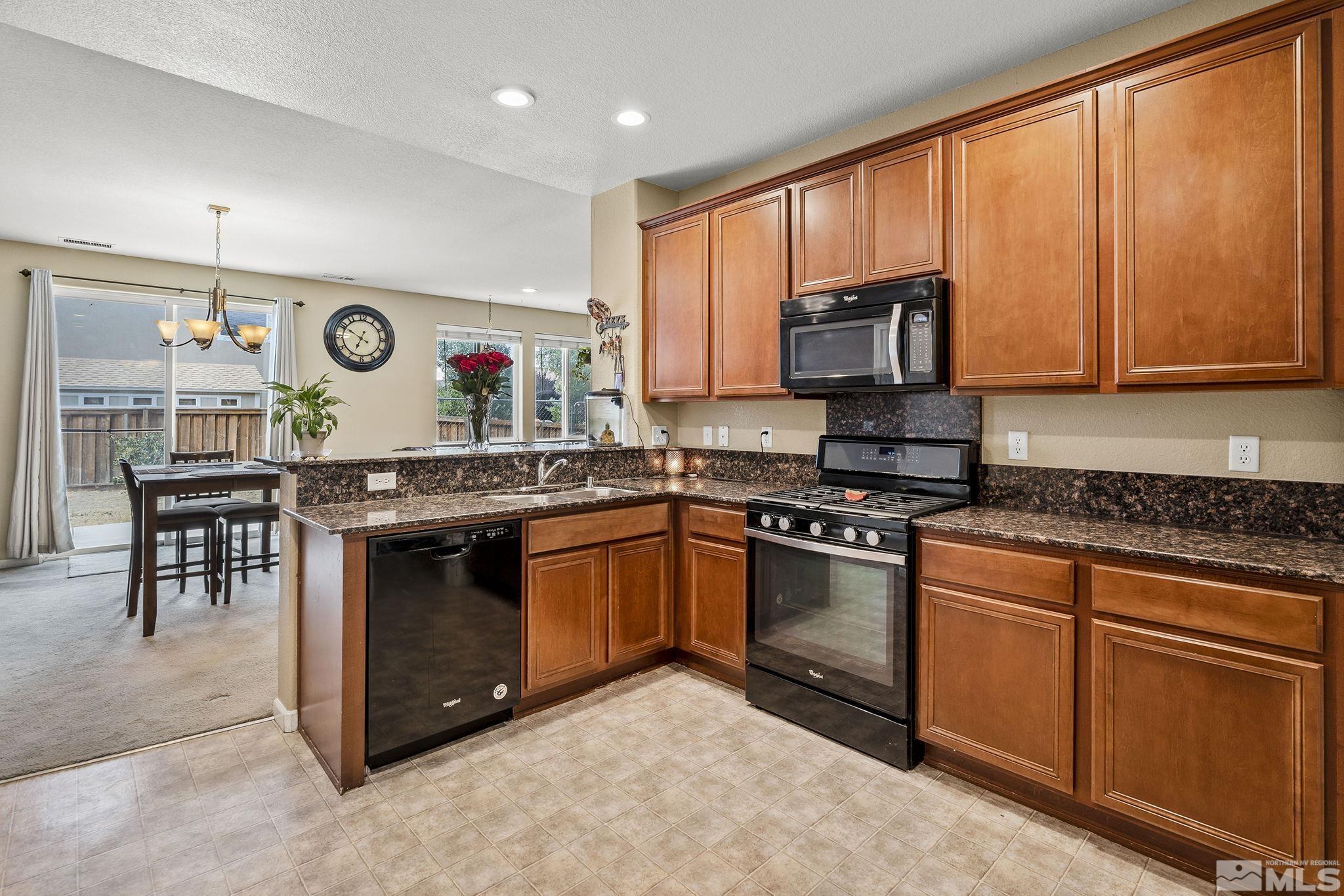 11555 Rivolli Court Reno, NV 89521 - Photo 8 of 21 Photo 8