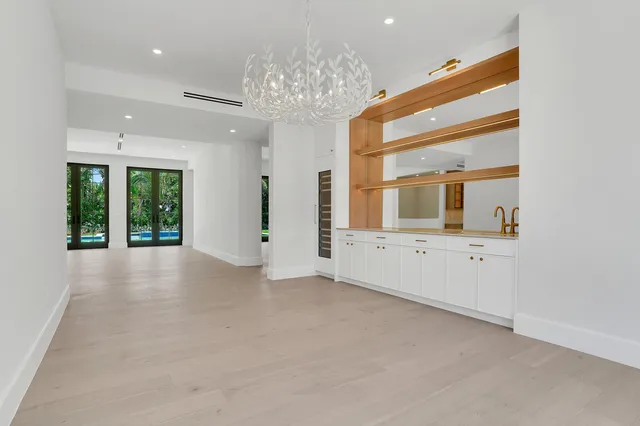 $8,575,000 | 3408 Washington Road, West Palm Beach, FL 33405