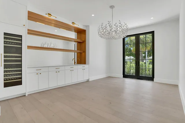 $8,575,000 | 3408 Washington Road, West Palm Beach, FL 33405