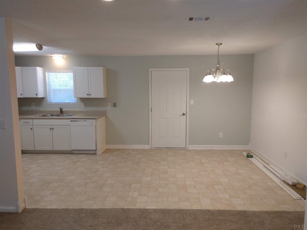 6207 Wyndotte Road Pensacola, FL 32526 - Photo 8 of 44