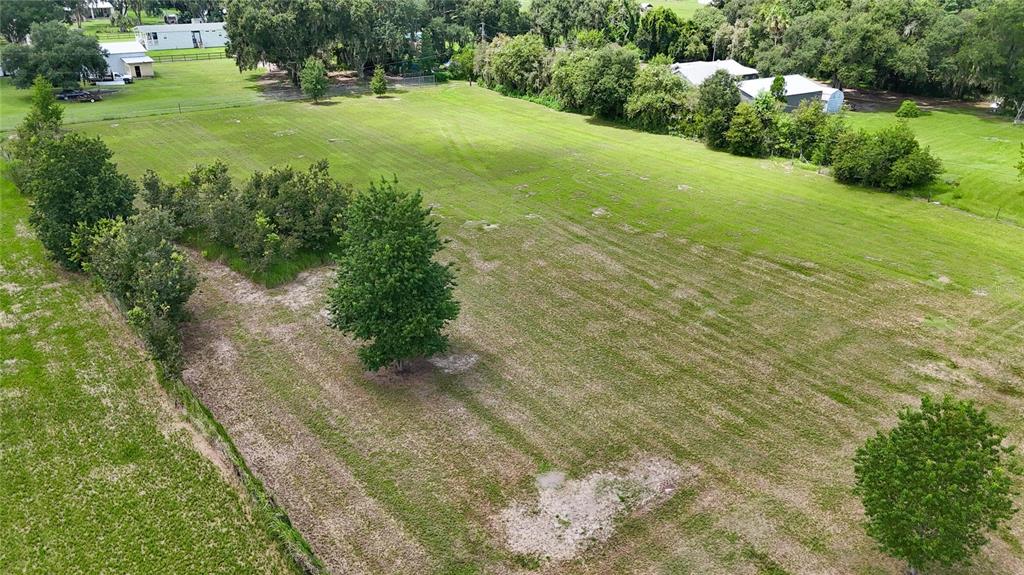 2452 Welcome Road Lithia, FL 33547 - Photo 39 of 61 Gallery Image 39
