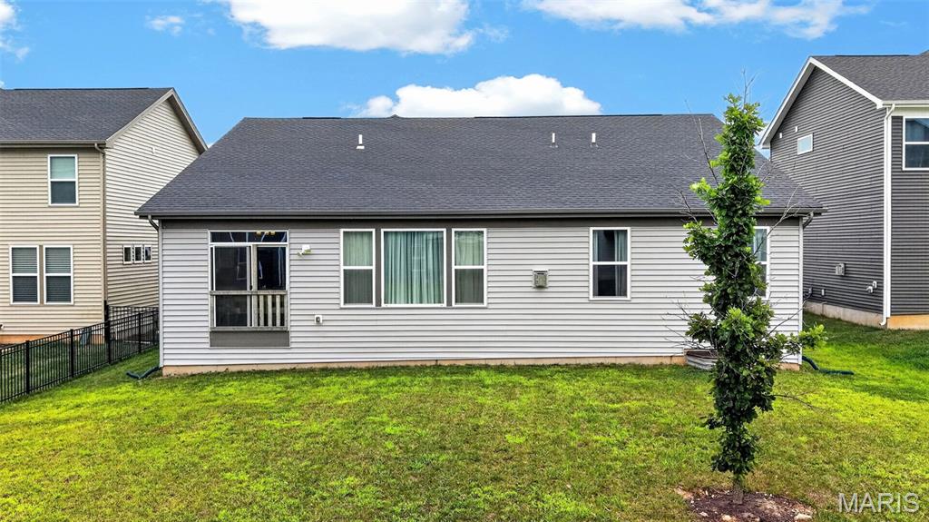 809 Upland Loop O'Fallon, MO 63368 - Photo 5 of 61 Gallery Image 5