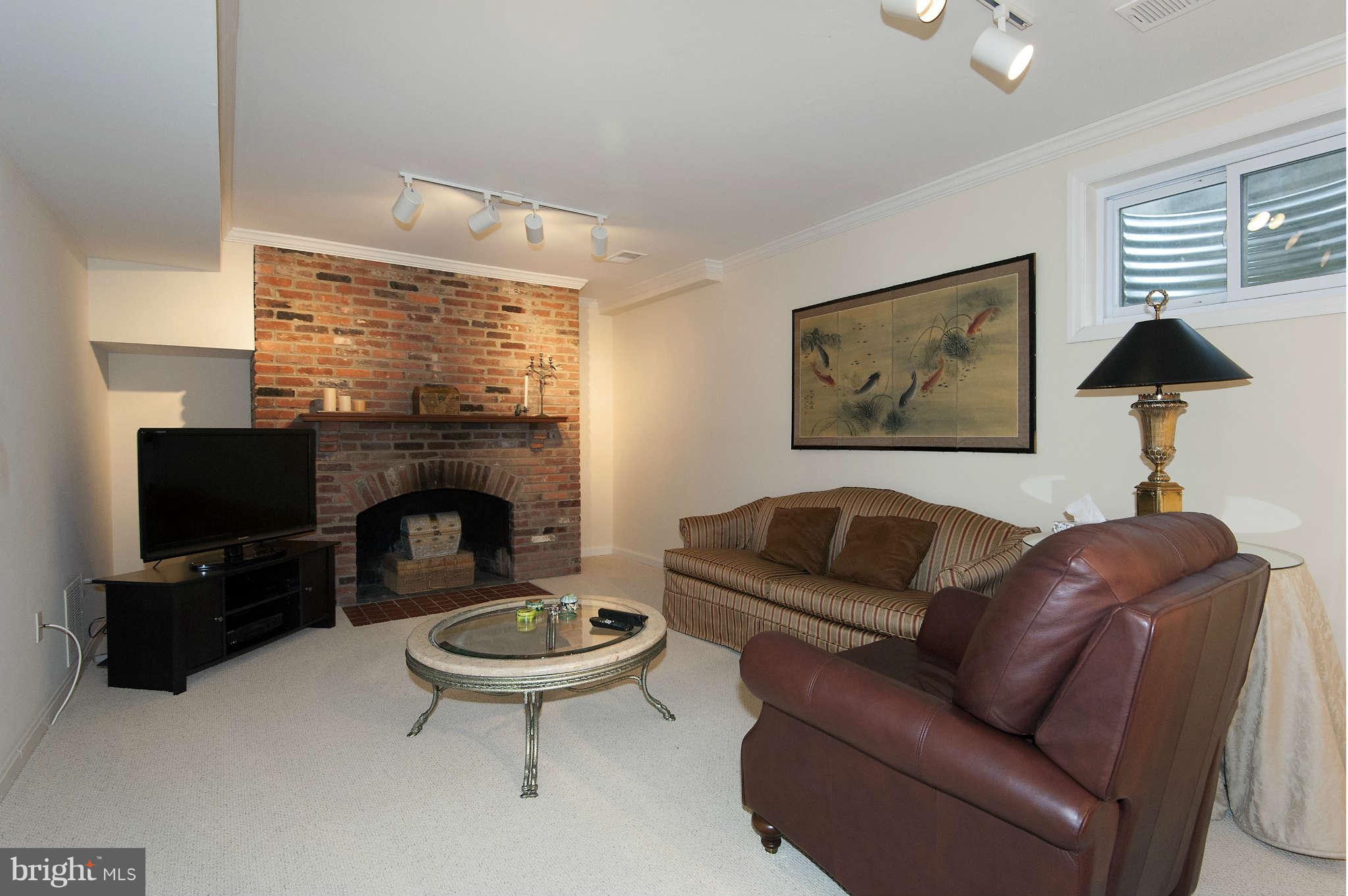 6743 Towne Lane Road McLean, VA 22101 - Photo 18 of 20 Interior (General)
