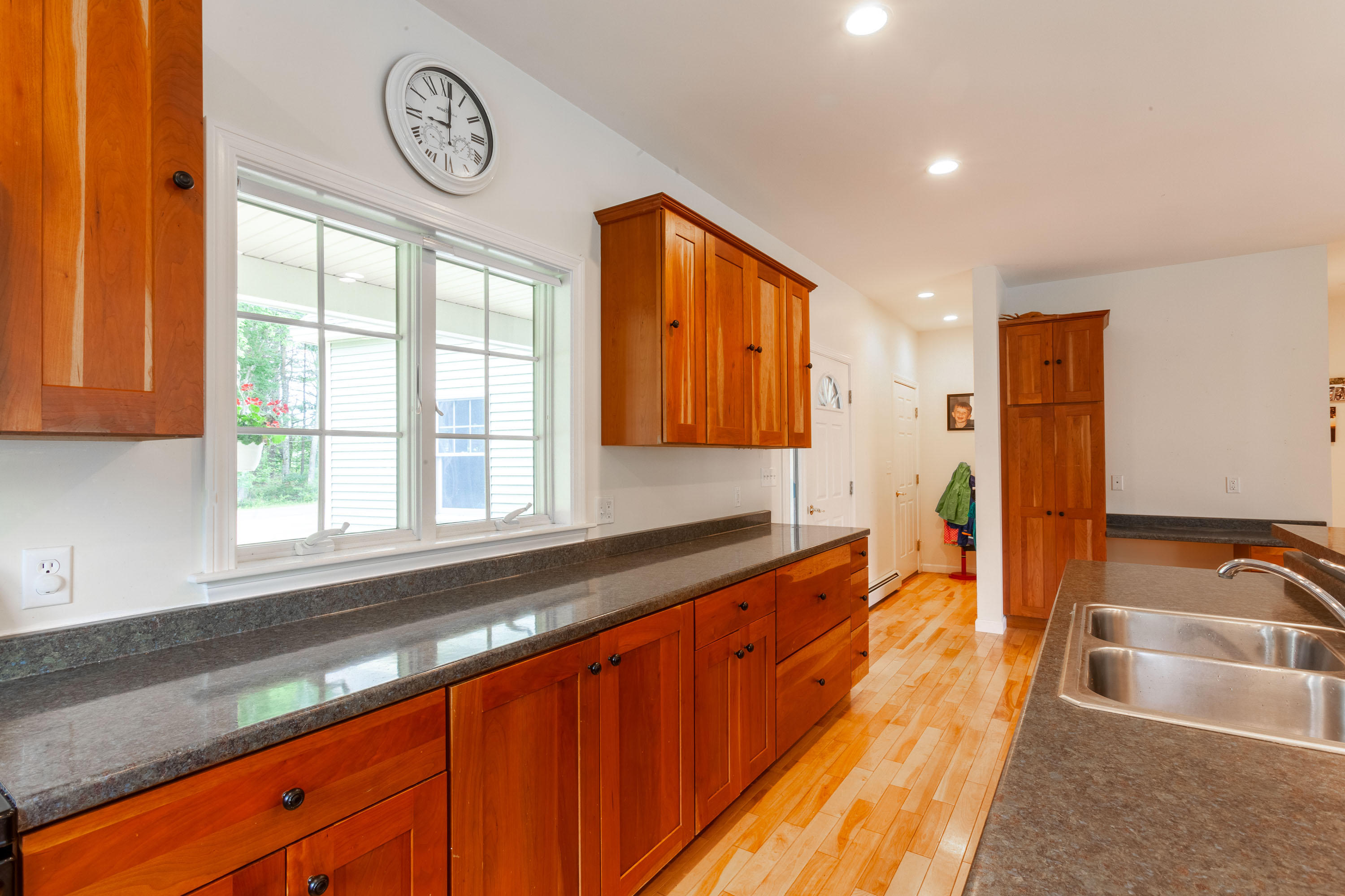 10 Old Cape Road Kennebunkport, ME 04046 - Photo 10 of 26 Plenty of counter space