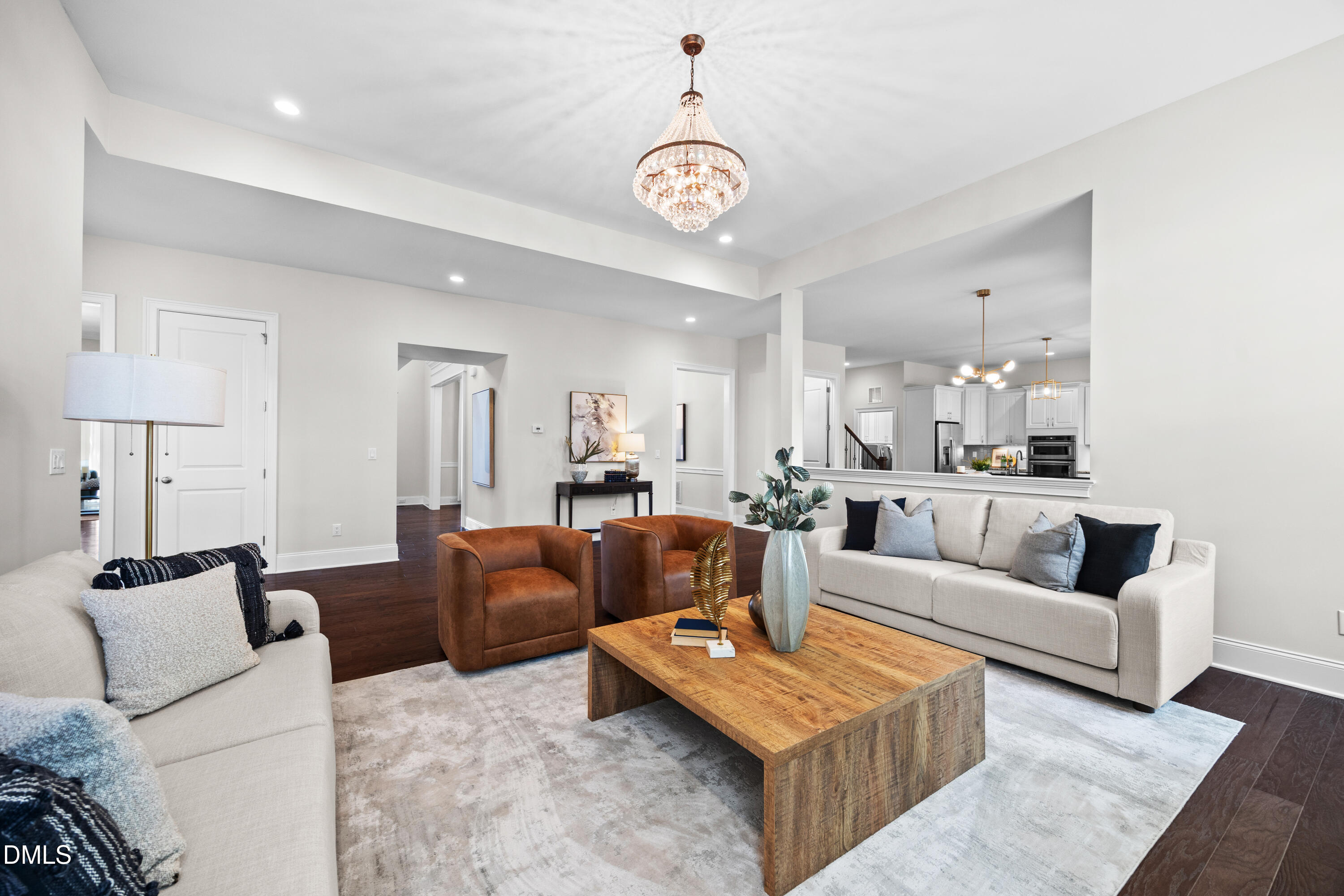 109 Cloverdale Road Apex, NC 27523 - Photo 23 of 70 Living 1