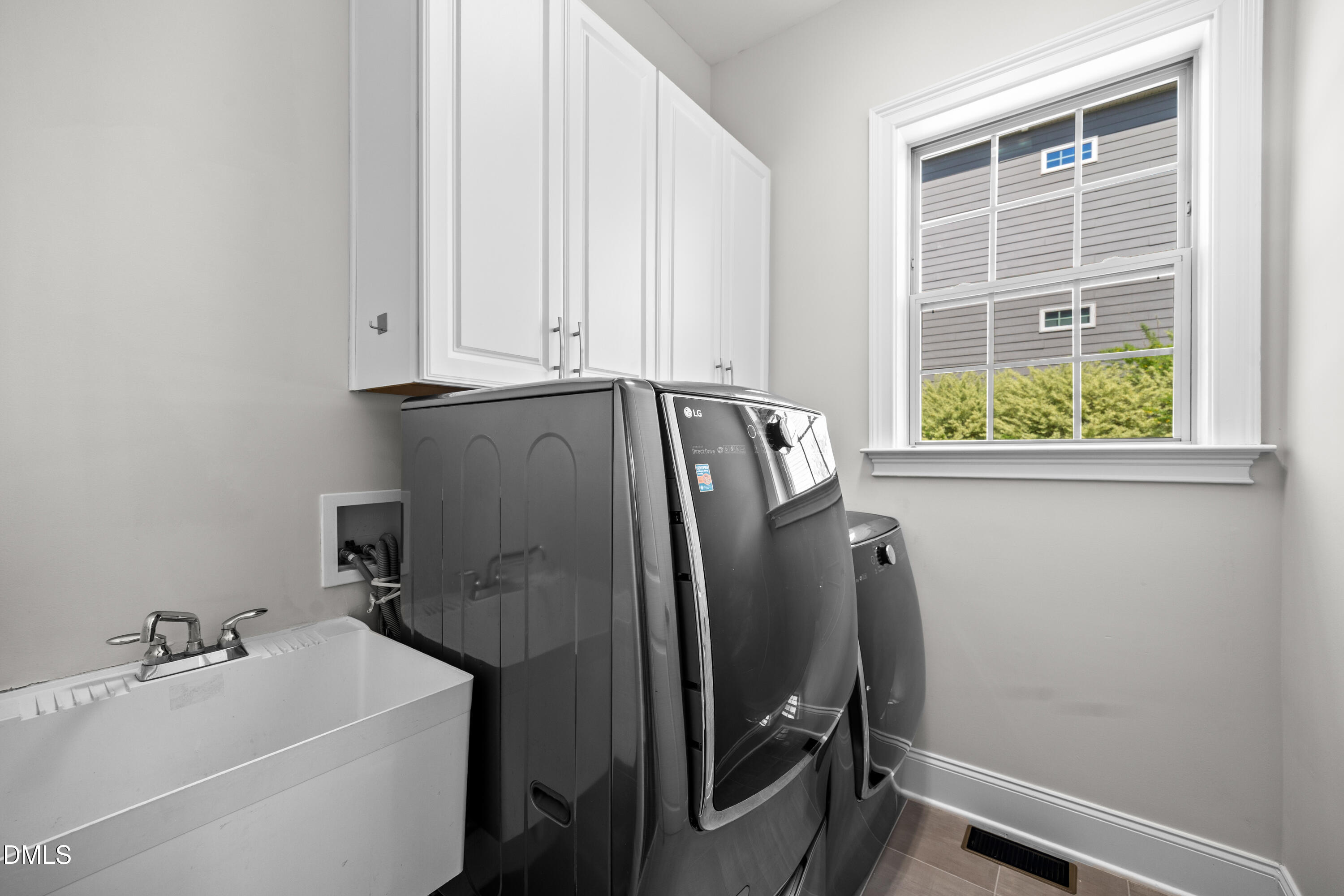 109 Cloverdale Road Apex, NC 27523 - Photo 34 of 70 Laundry