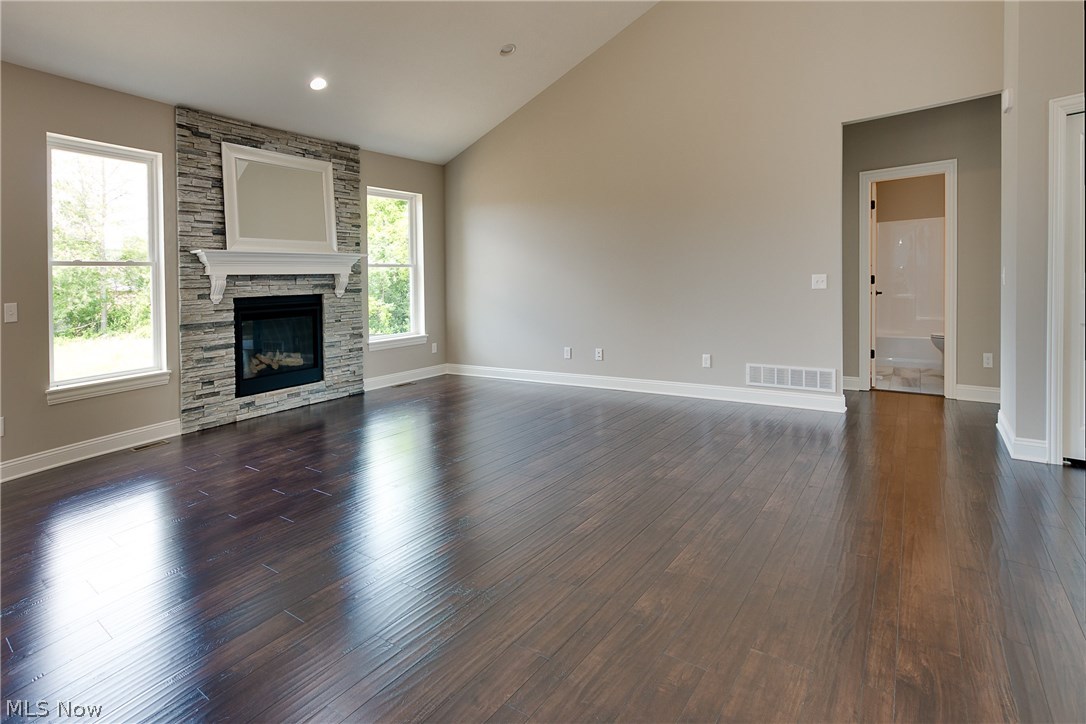 36405 Chardon Road Willoughby, OH 44094 - Photo 4 of 25 Gallery Image 4
