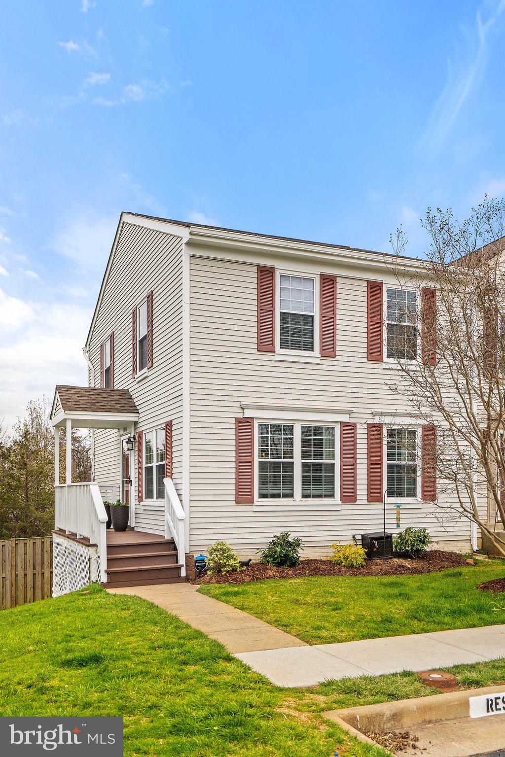 14801 Rising Sun Lane Haymarket, VA 20169 - Photo 1 of 39 Welcome home to 14801 Rising Sun Lane!