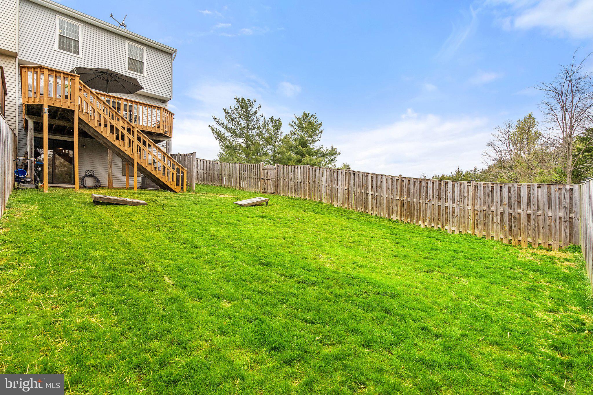 14801 Rising Sun Lane Haymarket, VA 20169 - Photo 36 of 39 Fully fenced rear yard