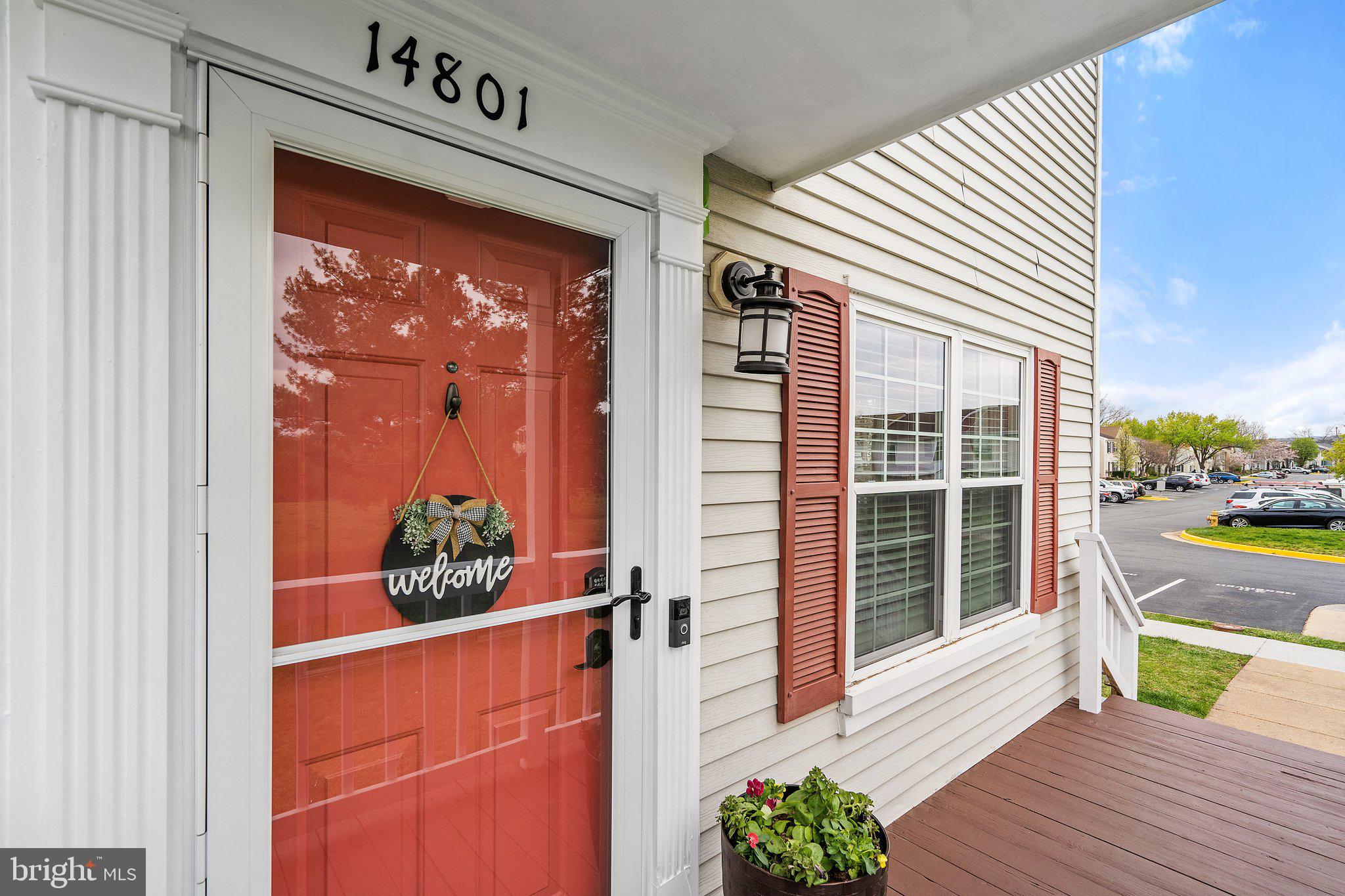 14801 Rising Sun Lane Haymarket, VA 20169 - Photo 6 of 39 Welcoming entry