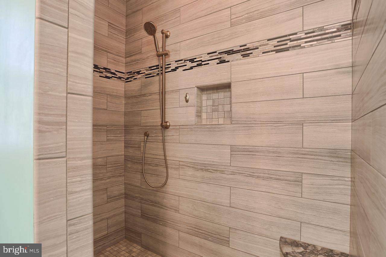 190 Hossler Road Manheim, PA 17545 - Photo 19 of 39 Walk-in tile shower