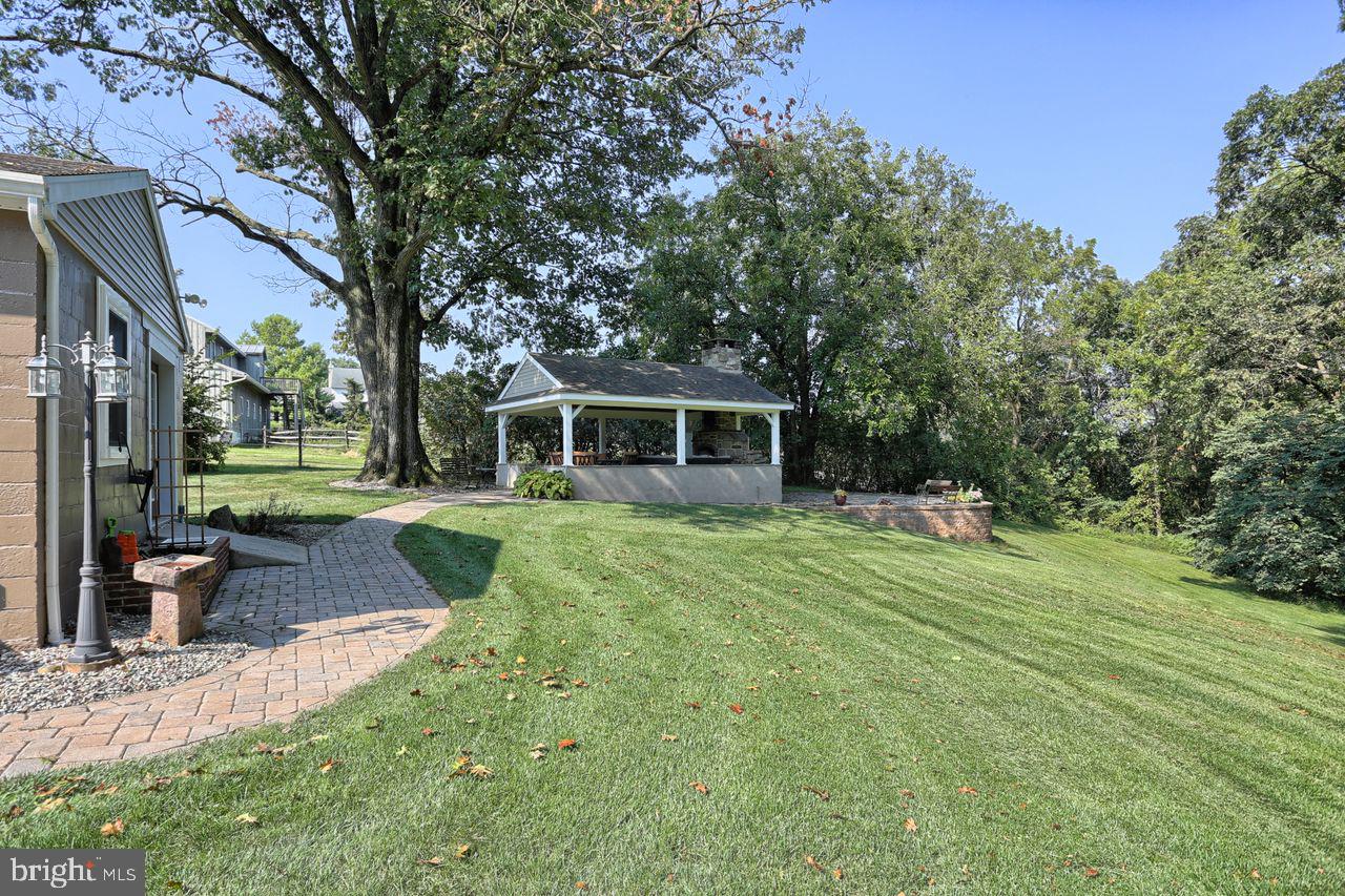 190 Hossler Road Manheim, PA 17545 - Photo 30 of 39
