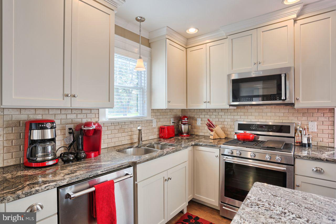 190 Hossler Road Manheim, PA 17545 - Photo 6 of 39