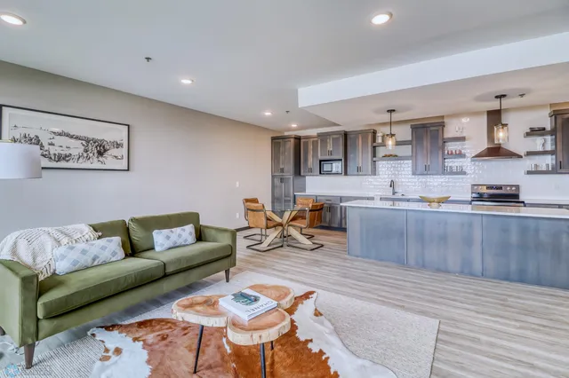 $345,000 | 360 32nd Avenue West, Unit 608, West Fargo, ND 58078