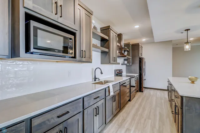 $345,000 | 360 32nd Avenue West, Unit 608, West Fargo, ND 58078