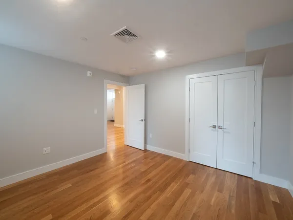 $3,500 | 78 Gibbs Street, Unit B, Brookline, MA 02446